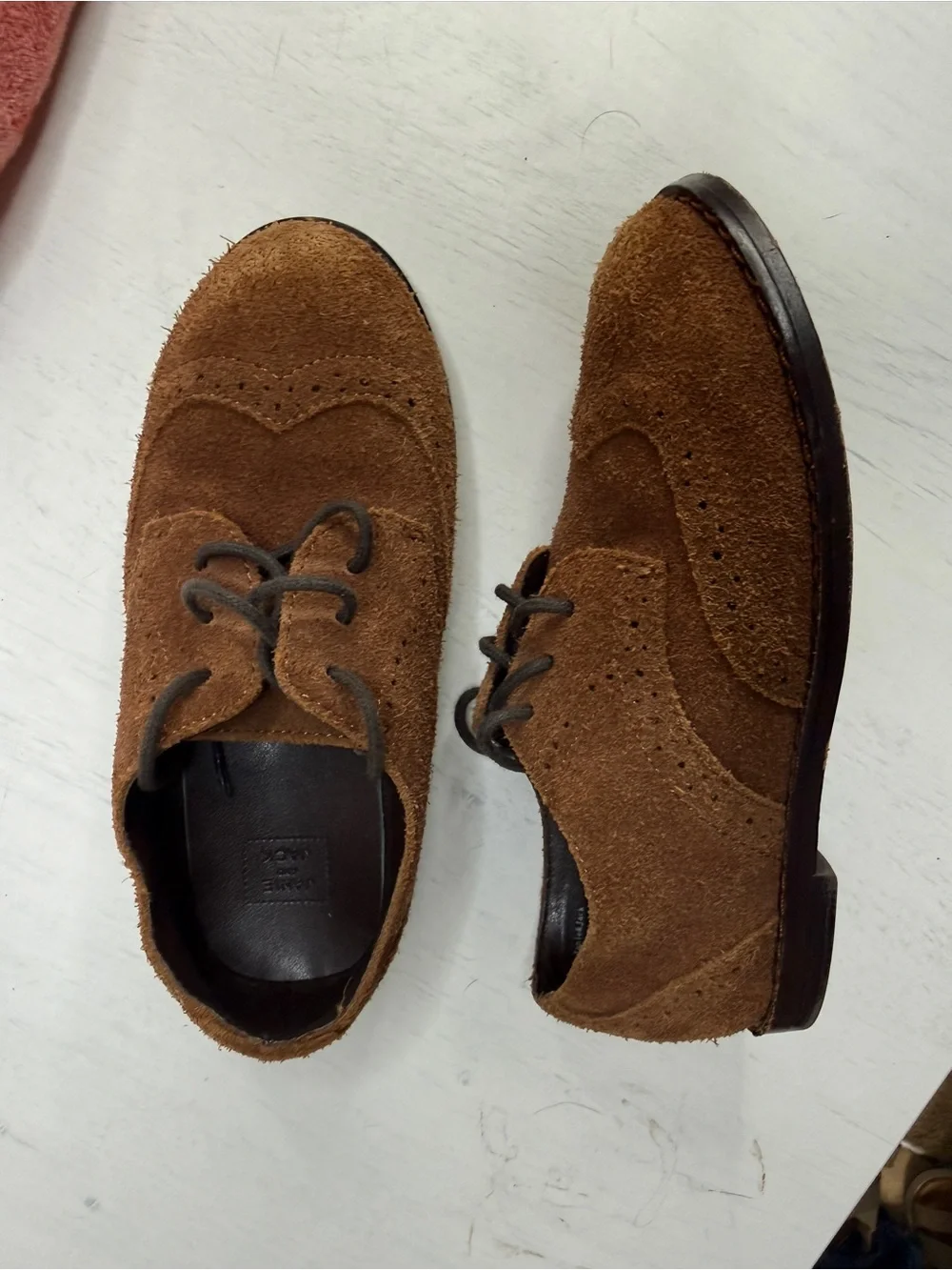 Janie and Jack Cinnamon Suede Wingtip Shoe size 9